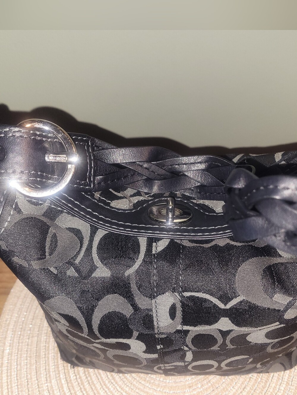 Coach Chelsea Optic Signature Turn-Lock Hobo Shoulder Bag 2007 - Picture 4 of 9